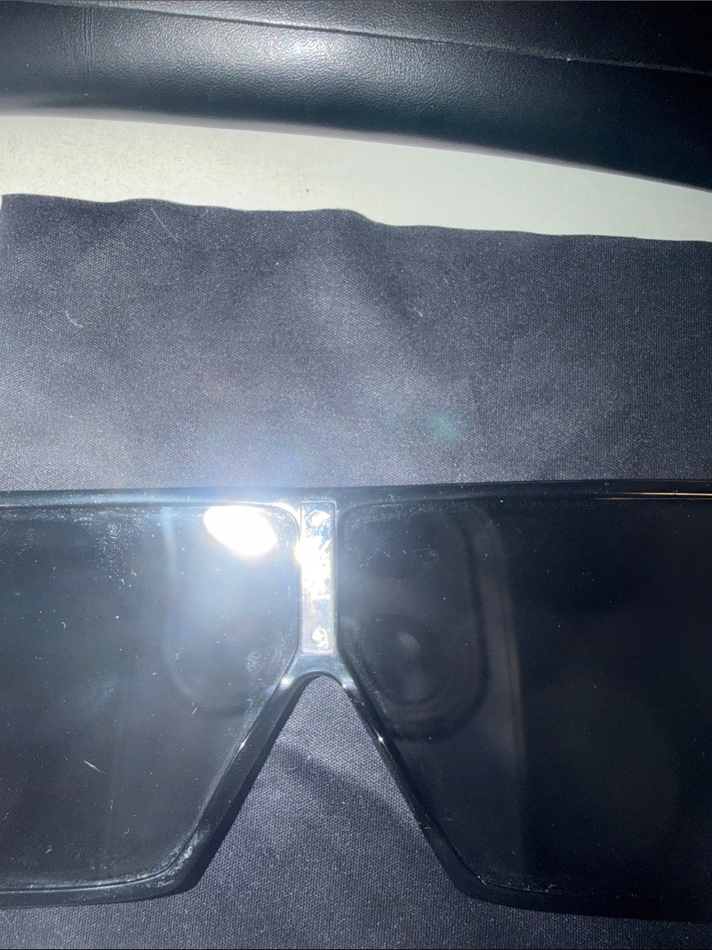 Saint Laurent Betty SL 183 Oversized Acetate Shield Sunglasses Black - Picture 7 of 7